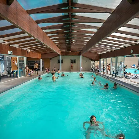 Camping Lou Pignada ***** 5* 梅桑热