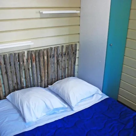 营地 Camping Lou Pignada ***** 梅桑热