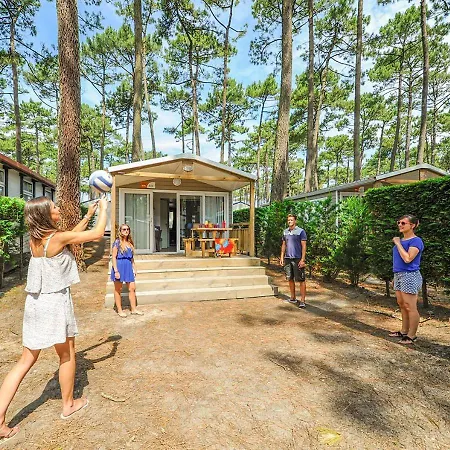 Camping Lou Pignada ***** 5*
