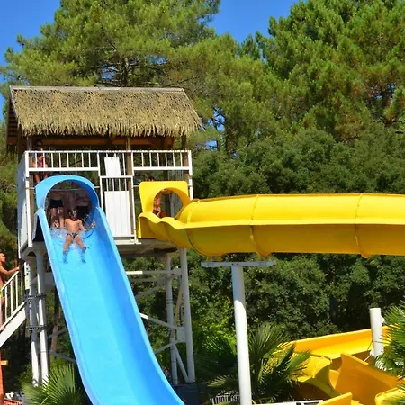 Camping Lou Pignada ***** 营地