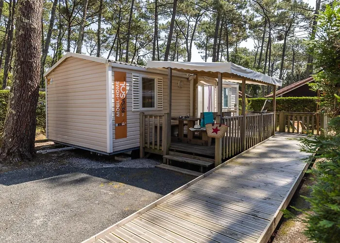 Campeggio Camping Lou Pignada ***** 5*