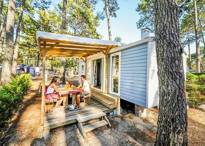 Camping Lou Pignada ***** Campeggio