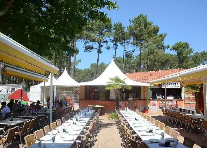 Campeggio Camping Lou Pignada *****