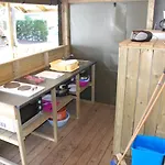 Camping Lou Pignada ***** אתר קמפינג מסאנז'