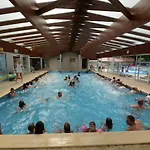 אתר קמפינג Camping Lou Pignada ***** 5*