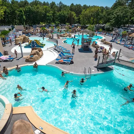 Camping Camping Lou Pignada ***** 5*
