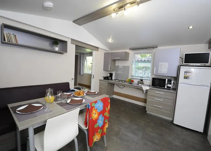 Camping Lou Pignada ***** Camping